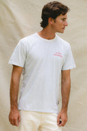 WEISS/HELLBLAUES SOMMER-T-SHIRT MIT STREIFEN „LA CÔTE SWEET RIVIERA“