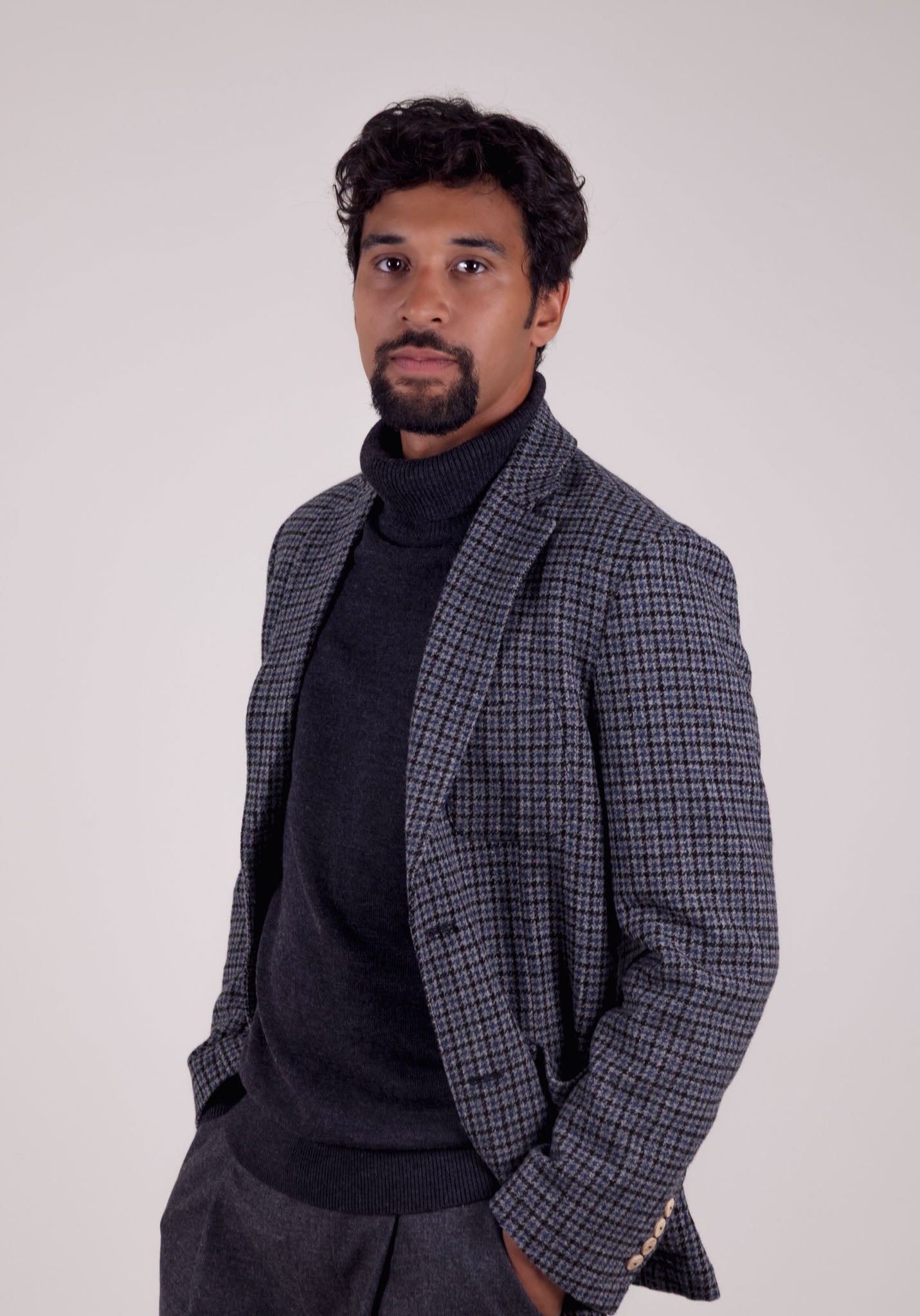 GREY CHECKED BLAZER
