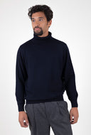 NAVY TURTLENECK