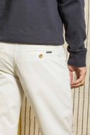 SAM RELAX CHINO OFFWHITE 23