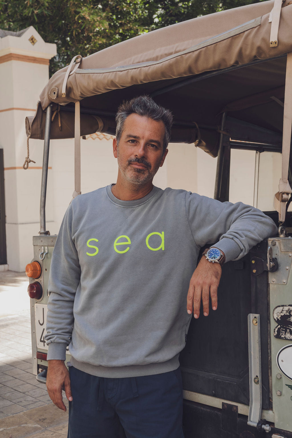 LIGHT GREY/YELLOW SEA SWEATSHIRT