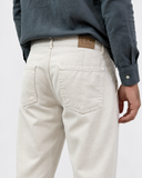 WHITE HYBRID JEANS