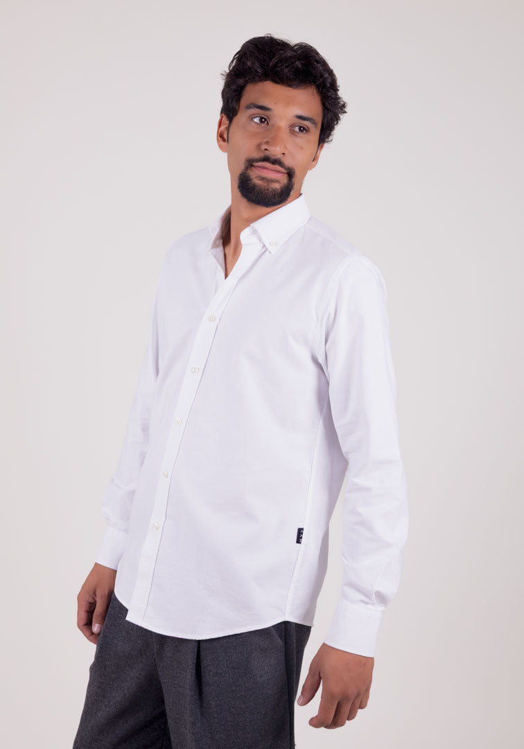 WHITE OXFORD SHIRT
