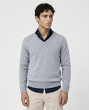 LIGHT GREY LAMBSWOOL V-NECK JUMPER