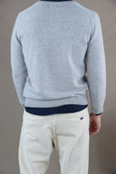 LIGHT GREY LAMBSWOOL V-NECK JUMPER