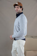 LIGHT GREY LAMBSWOOL V-NECK JUMPER