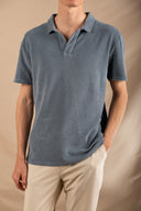 DEEP BLUE LE BLEU OCÉAN TOWEL POLO